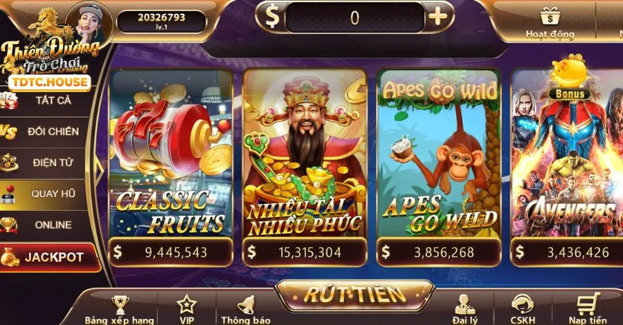 Bàn chơi Roulette với vòng quay may mắn